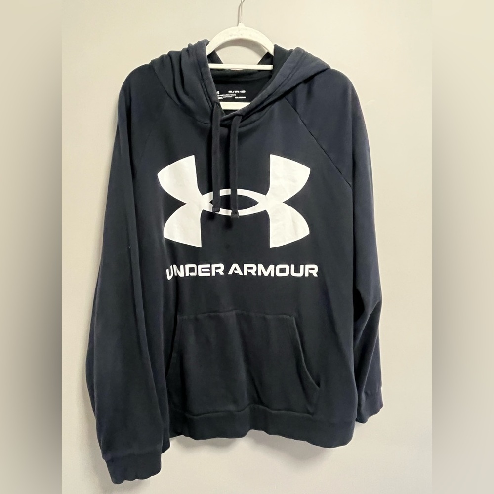 Men’s Under Armour Sweatshirt